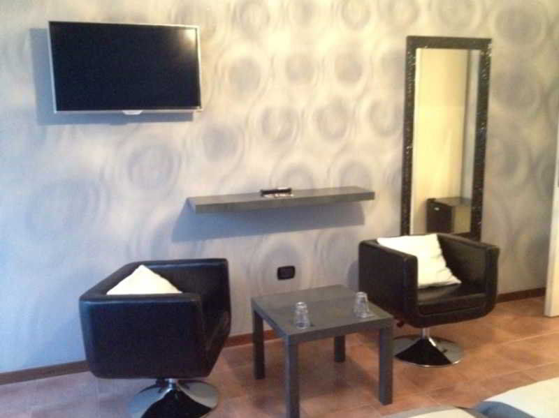 Esty Guest house